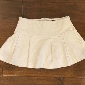 White corduroy pleated mini skirt